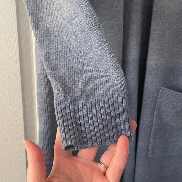 Athleta Ombre Spirit Wool Cashmere Wrap in Blue Star/Chrome Blue Size Medium - Picture 6 of 13
